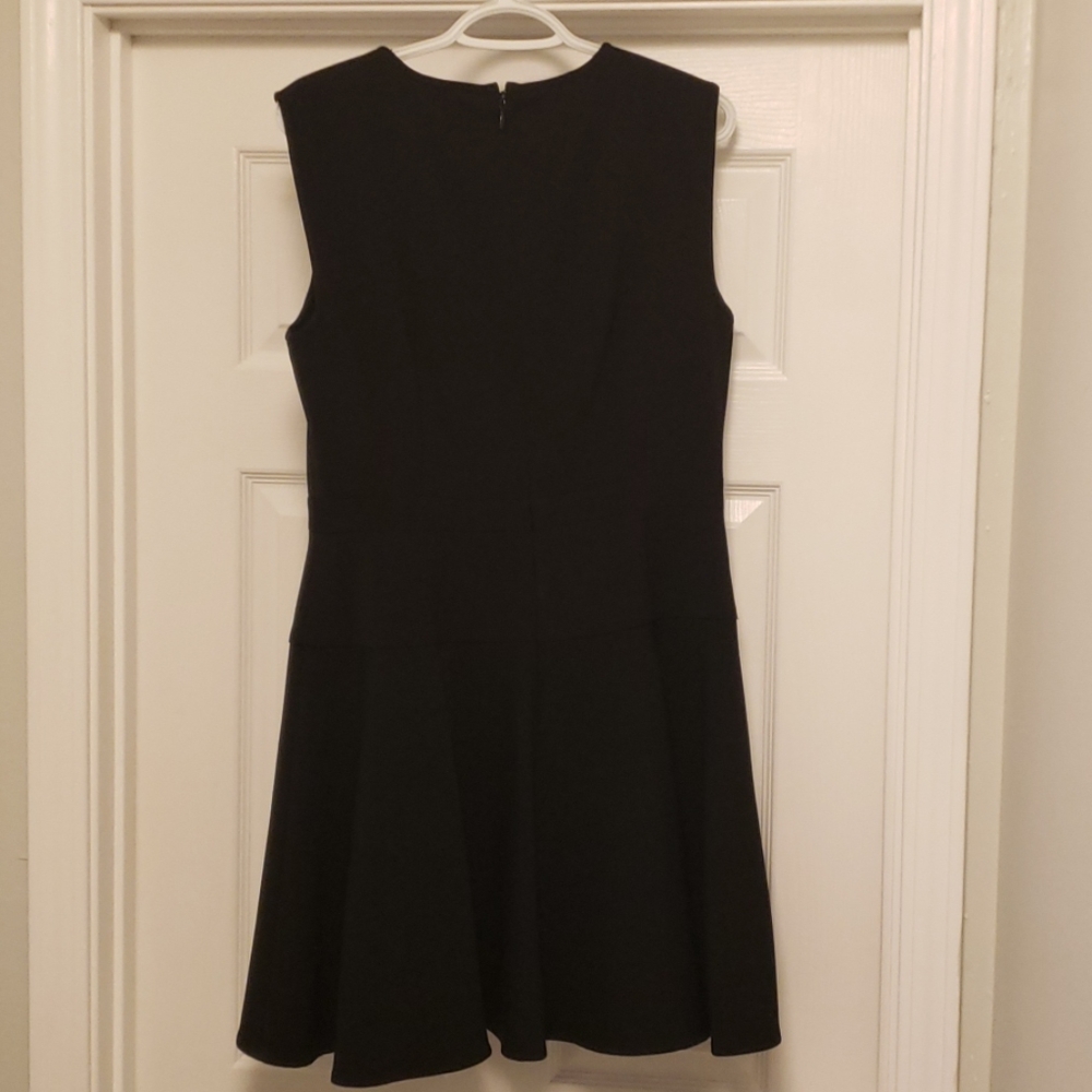 Dress - Picture 2 of 5